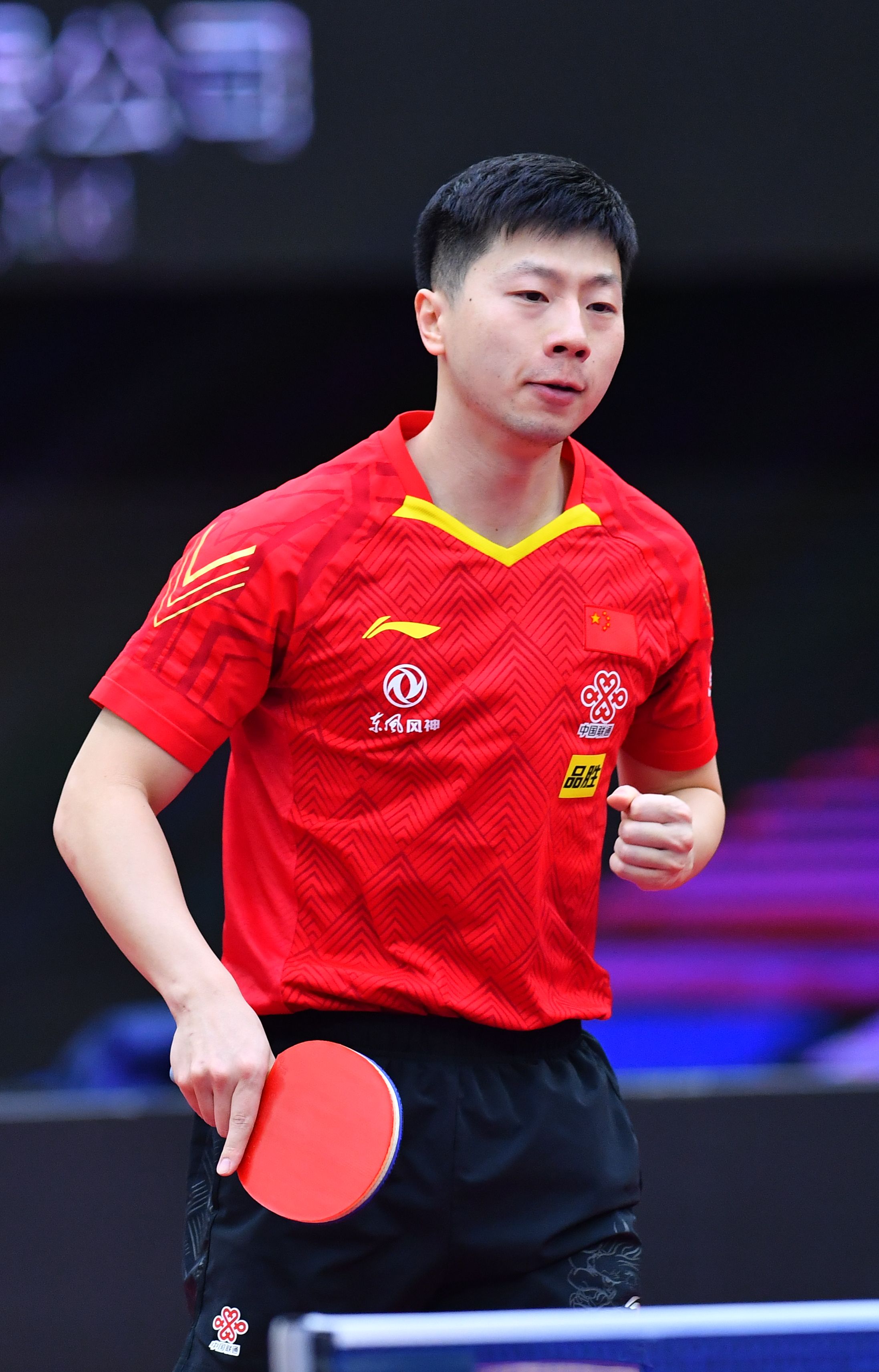 入也让伯恩 入也让伯恩