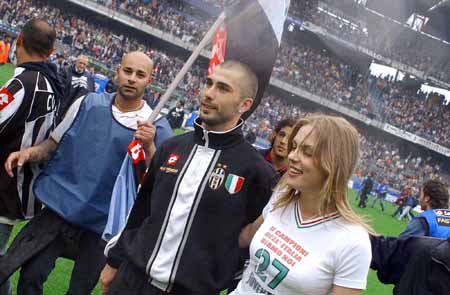 勒布朗压哨 勒布朗压哨